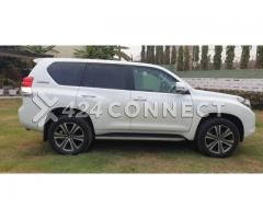 Toyota Land Cruiser Prada 2012 - Image 3/4