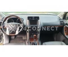 Toyota Land Cruiser Prada 2012 - Image 4/4