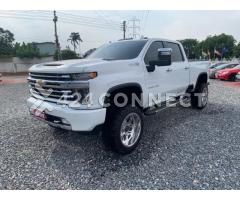 CHERVROLET SILVERADO HIGH COUNTRY