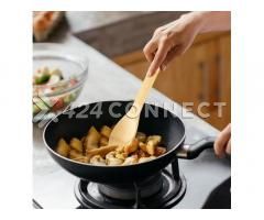 Nonstick Frying Pan With Wooden Ladles - Black/Brown - Image 4/6