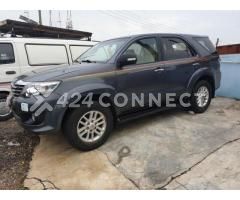 Toyota Fortuner 2013