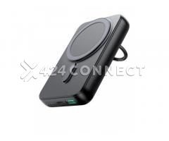 Joyroom Jr-W050 20w Magnetic Ring Holder Wireless Charging Power Bank - Image 4/4