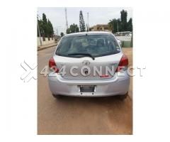 Toyota Yaris 2010 - Image 3/4